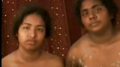 Aubrey केट और तेलुगु सेक्स मूवी उसे चुंबन
