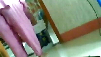 किम्बरली बनाम अन्ना डी विले-भाग 1 सेक्सी मूवी बढ़िया