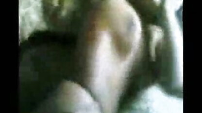 एली ब्रूक्स अपने प्रभुत्व के आगमन की प्रतीक्षा ब्लू मूवी सेक्सी कर रही है