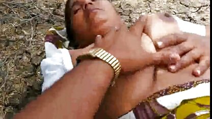 सुंदर लड़की अलीना लोपेज एक हिंदी सेक्सी पिक्चर फुल मूवी राक्षस मुर्गा