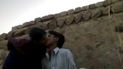 मछली में बहुत उत्साहित देज़बेल! सेक्सी मूवी की